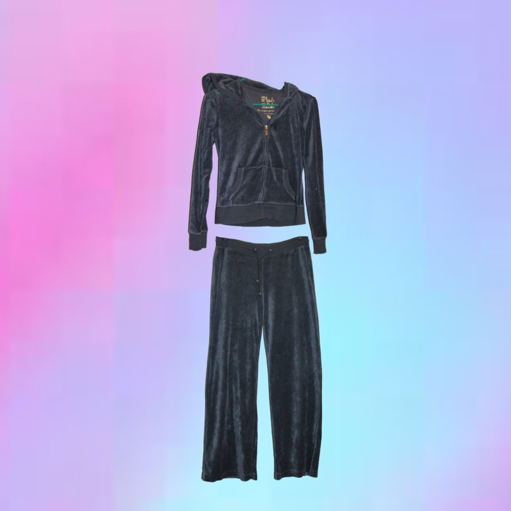 Vintage Velour Set!